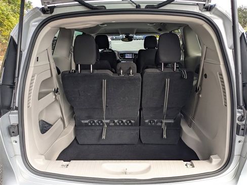 Certified 2024 Chrysler Voyager LX image 12