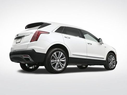 Certified 2025 Cadillac XT5 Premium Luxury AWD/4WD image 28