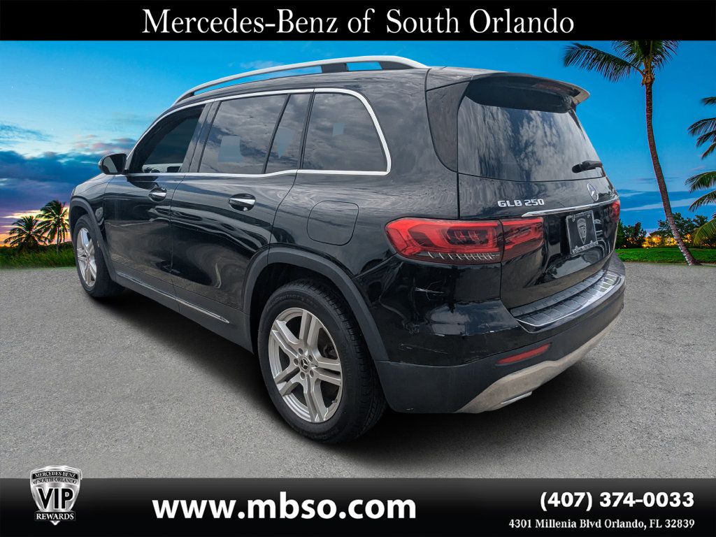 Used 2022 Mercedes-Benz GLB 250 4MATIC w/ Premium Package Lite image 18