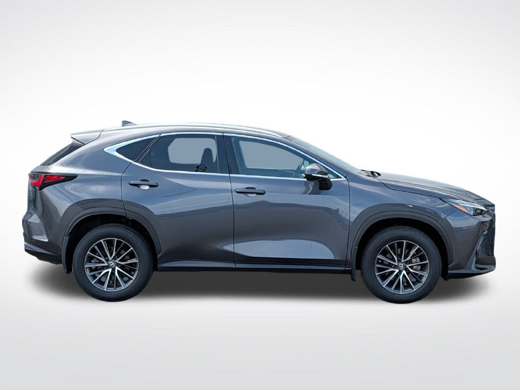 Used 2023 Lexus NX 350 AWD image 2