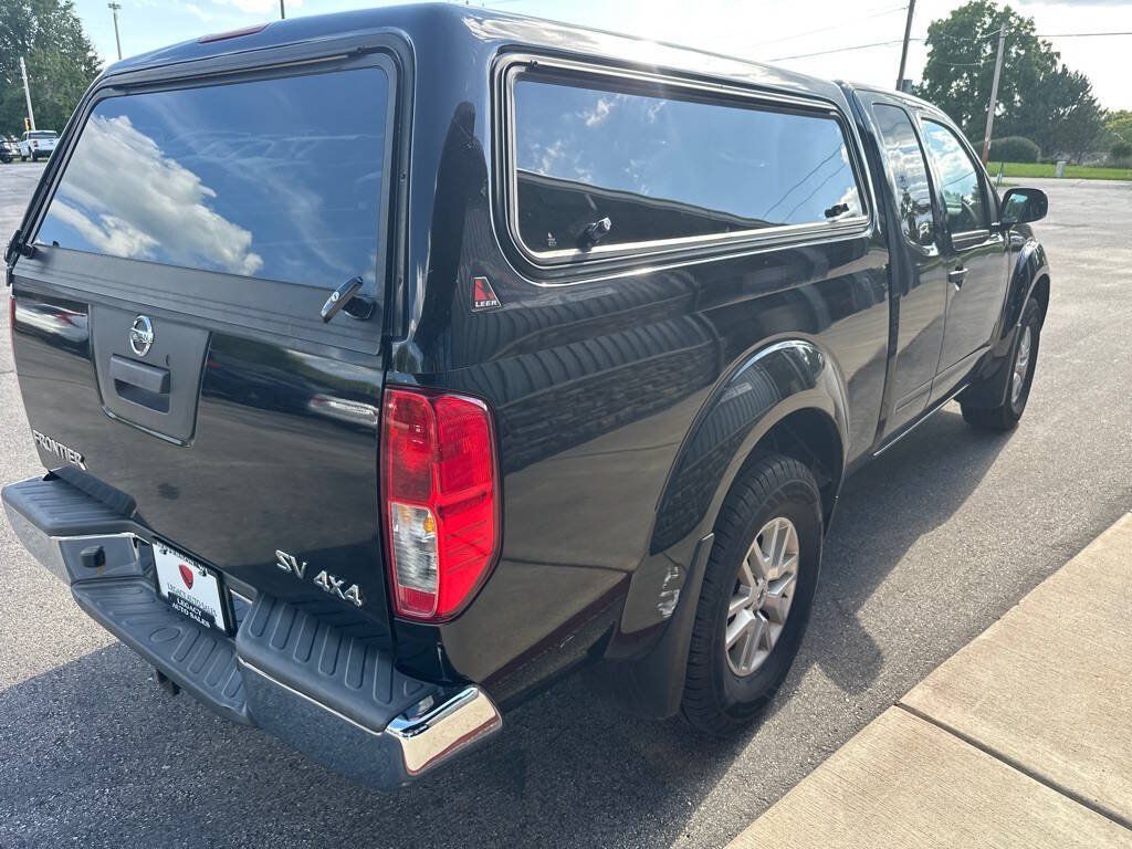 Used 2016 Nissan Frontier SV AWD/4WD image 5