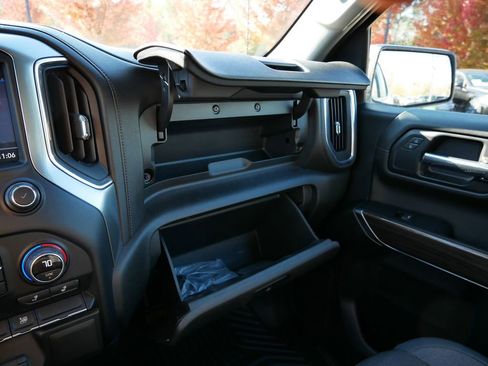 Used 2019 Chevrolet Silverado 1500 LT image 35