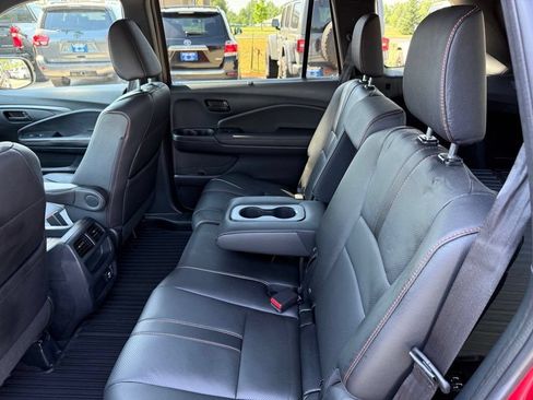 Used 2023 Honda Passport TrailSport image 24