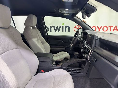 Used 2025 Toyota 4Runner SR5 image 12