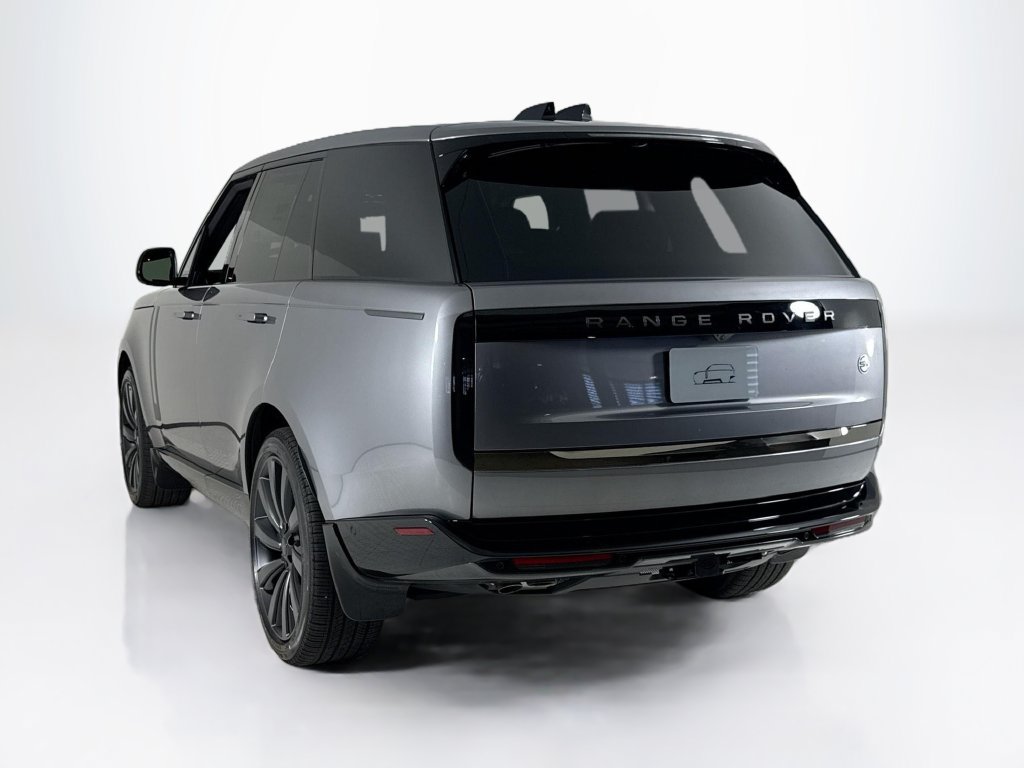 New 2026 Land Rover Range Rover SV AWD/4WD image 3