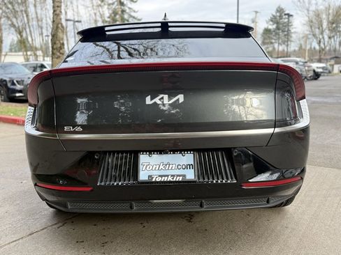 Used 2024 Kia EV6 Wind image 10