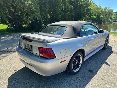Used 2000 Ford Mustang Convertible RWD image 6