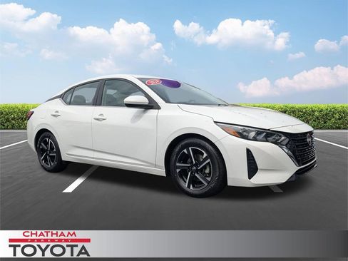 Used 2024 Nissan Sentra SV image 1