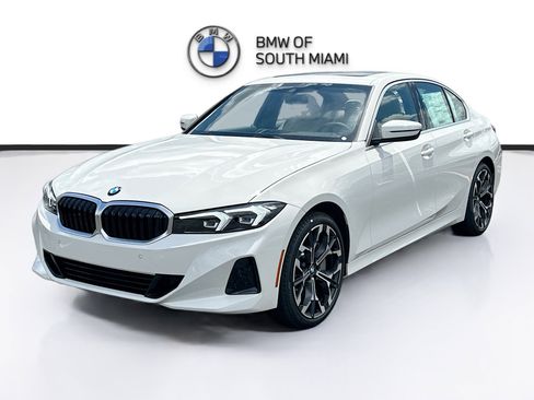 New 2025 BMW 330i Sedan image 3