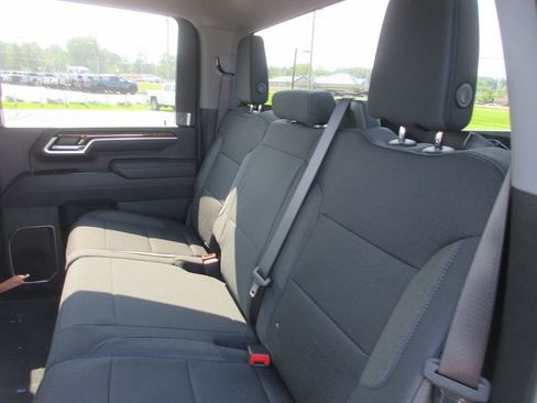 New 2026 GMC Sierra 2500 SLE w/ SLE Value Package; AWD/4WD image 14