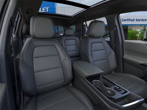 New 2026 Chevrolet Equinox LT w/ Convenience Package II image 16