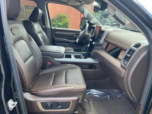 Used 2025 RAM 1500 Limited AWD/4WD image 20