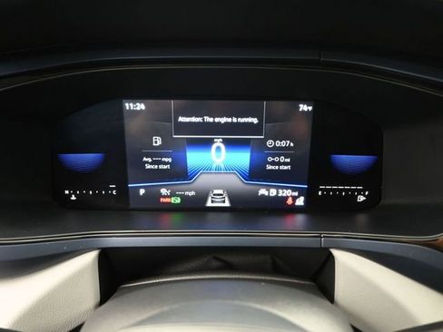 Used 2022 Volkswagen Taos SE image 32