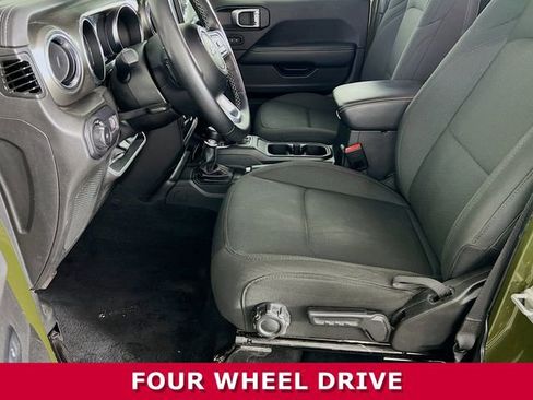 Used 2023 Jeep Wrangler Unlimited Sahara w/ Cold Weather Group AWD/4WD image 3