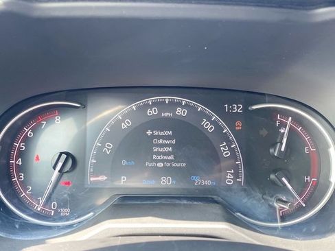 Used 2025 Toyota RAV4 LE AWD/4WD image 11