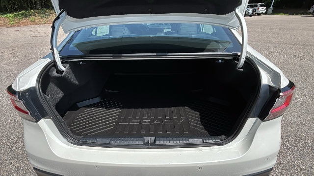 Certified 2024 Subaru Legacy Premium AWD/4WD image 39
