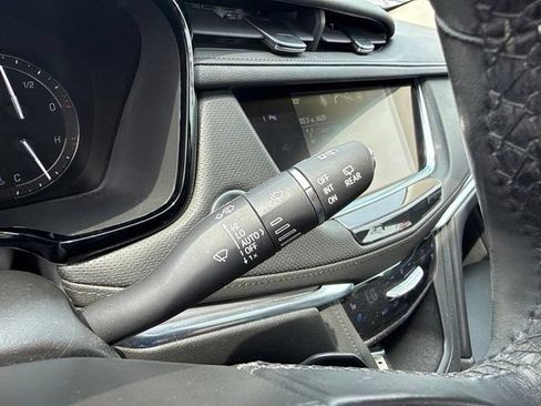 Used 2019 Cadillac XT5 Premium Luxury AWD/4WD image 32