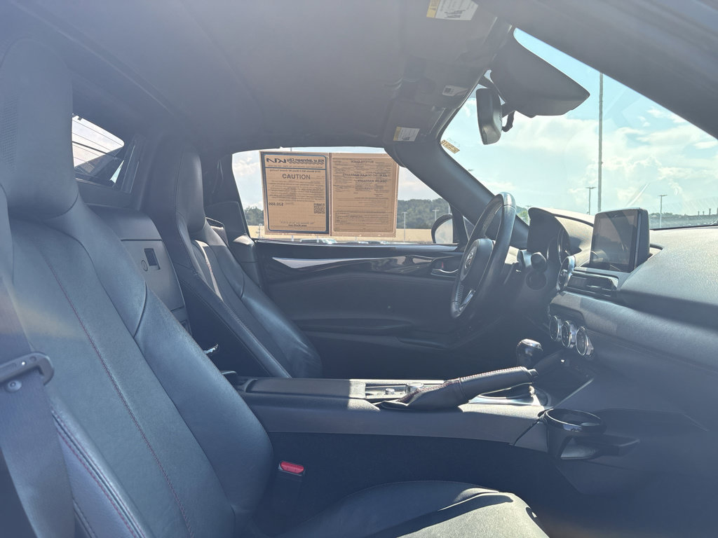 Used 2018 MAZDA MX-5 Miata RF Grand Touring RWD image 23