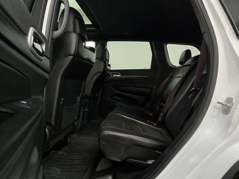 Used 2022 Jeep Grand Cherokee Laredo X image 36