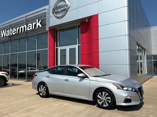 Used 2020 Nissan Altima 2.5 S image 1