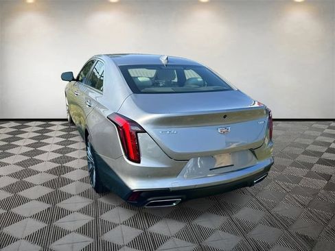Used 2024 Cadillac CT4 Premium Luxury RWD image 2