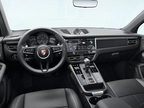 New 2026 Porsche Macan AWD/4WD image 4