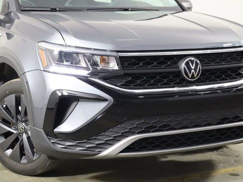 Used 2022 Volkswagen Taos S image 39