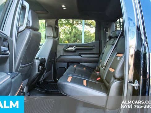 Used 2024 GMC Sierra 1500 AT4 w/ AT4 Premium Package AWD/4WD image 16