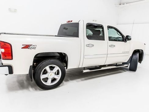 Used 2013 Chevrolet Silverado 1500 LT w/ All-Star Edition AWD/4WD image 9