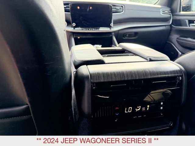 Certified 2024 Jeep Wagoneer Series II AWD/4WD image 20