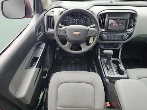 Used 2017 Chevrolet Colorado W/T RWD image 4