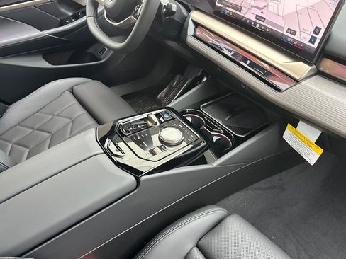 Used 2026 BMW i5 eDrive40 RWD image 27