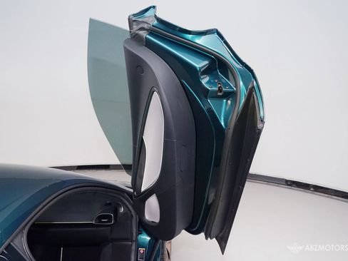 Used 2024 McLaren Artura RWD image 14