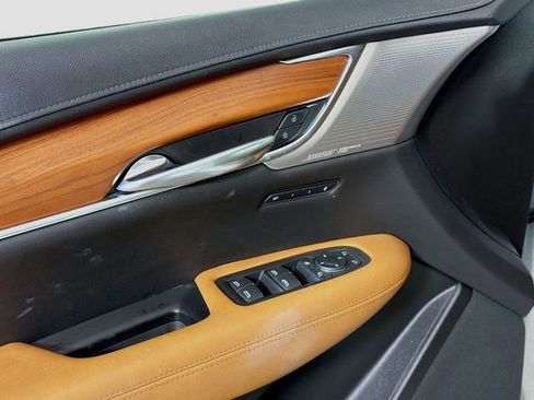 Used 2020 Cadillac XT5 Premium Luxury image 21