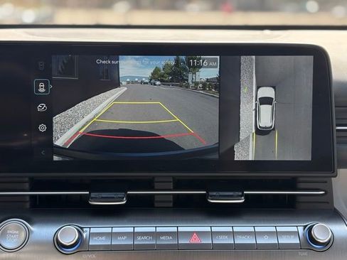Used 2025 Hyundai Kona Limited image 38