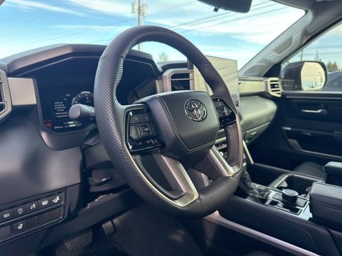 Used 2024 Toyota Tundra Limited image 19