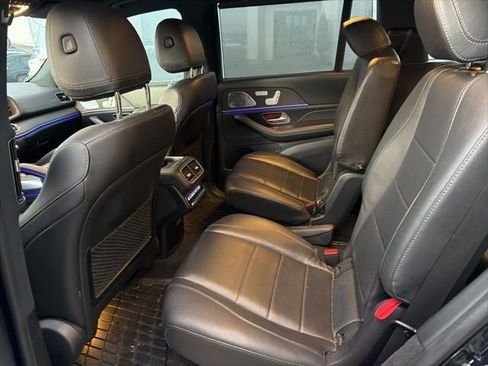 Used 2021 Mercedes-Benz GLS 450 4MATIC image 8