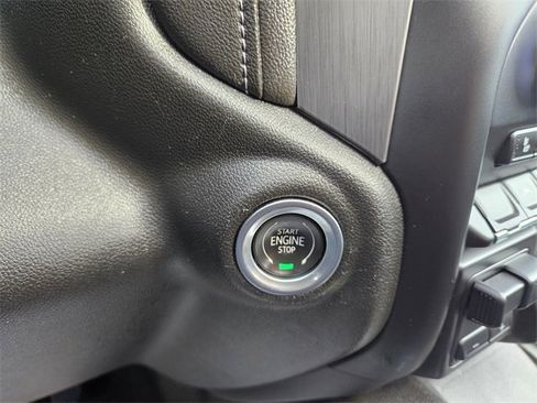 Used 2022 GMC Sierra 1500 Denali w/ Technology Package image 27