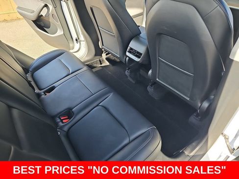 Used 2022 Tesla Model Y Performance AWD/4WD image 11