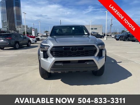 Certified 2026 Toyota Tacoma TRD Off-Road AWD/4WD image 9
