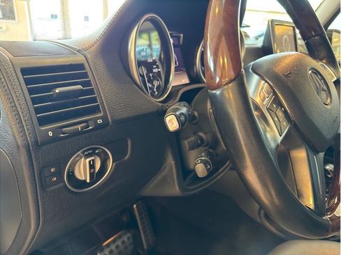 Used 2013 Mercedes-Benz G 550 image 25