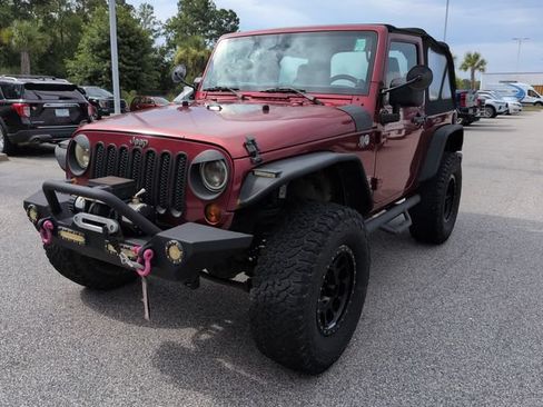 Used 2013 Jeep Wrangler Sport w/ Connectivity Group AWD/4WD image 8