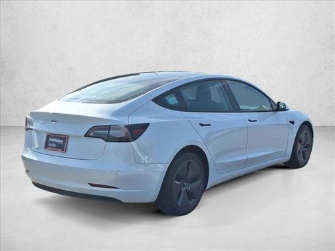 Used 2022 Tesla Model 3 image 5