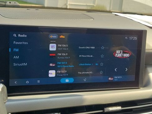 Used 2025 Hyundai Sonata SEL FWD image 29