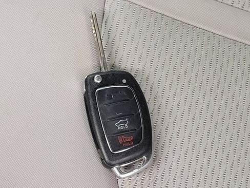 Used 2017 Hyundai Sonata SE FWD image 32