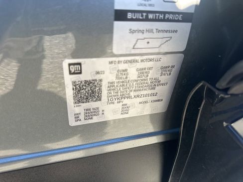 Used 2024 Cadillac Lyriq Luxury w/ LPO, Floor Liner Package image 36