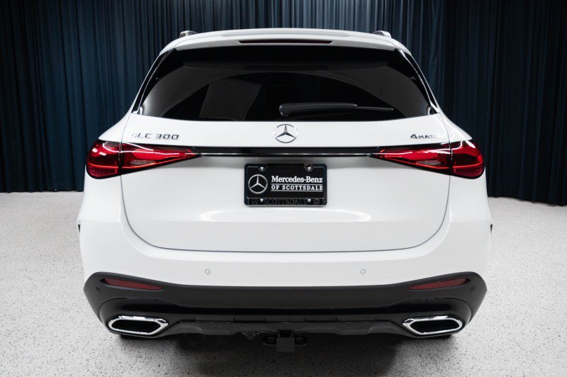 New 2027 Mercedes-Benz GLC 300 4MATIC image 6