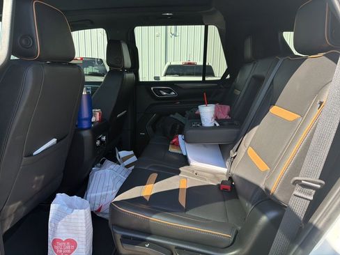 Used 2023 GMC Yukon AT4 w/ Technology Package image 12