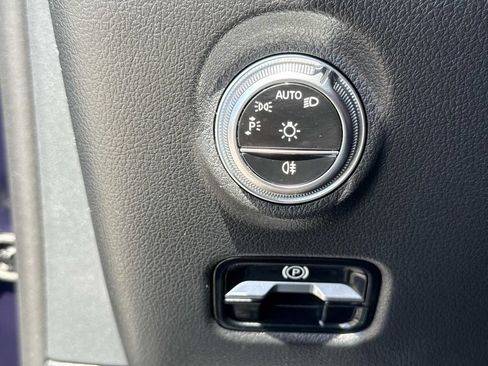Used 2023 Mercedes-Benz C 300 Sedan image 39