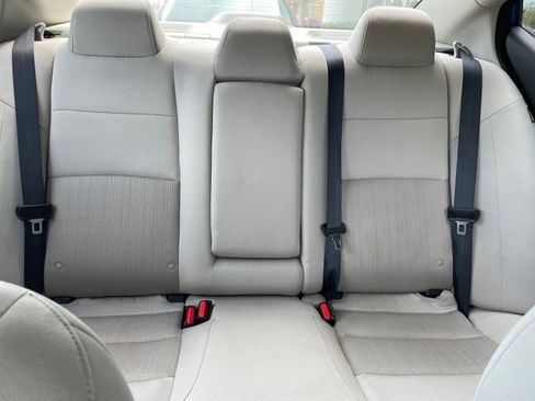 Used 2025 Nissan Altima 2.5 SV image 38